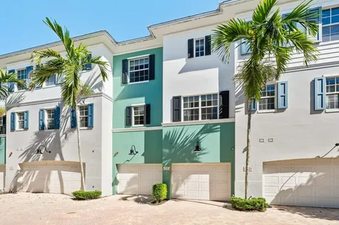 329 W Mallory Circle Delray Beach FL 33483