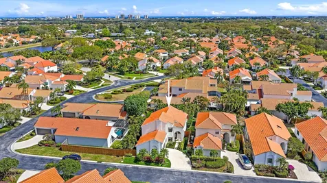 2583 La Cristal Circle Palm Beach Gardens FL 33410