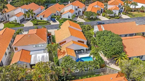 2583 La Cristal Circle Palm Beach Gardens FL 33410