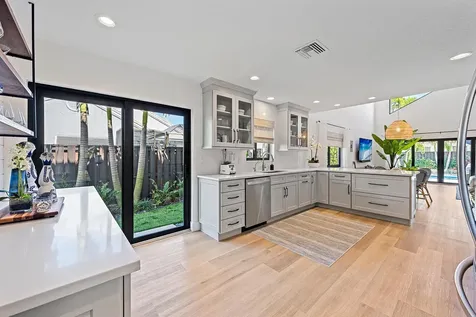 2583 La Cristal Circle Palm Beach Gardens FL 33410