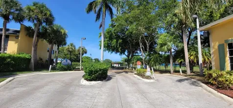 1509 Meadows Circle Boynton Beach FL 33436