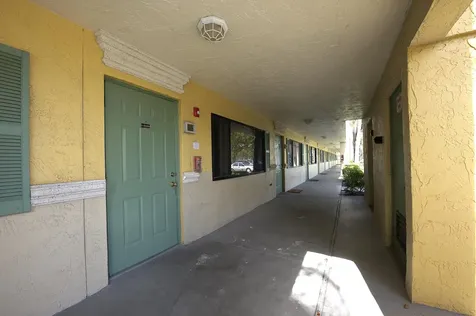 1509 Meadows Circle Boynton Beach FL 33436
