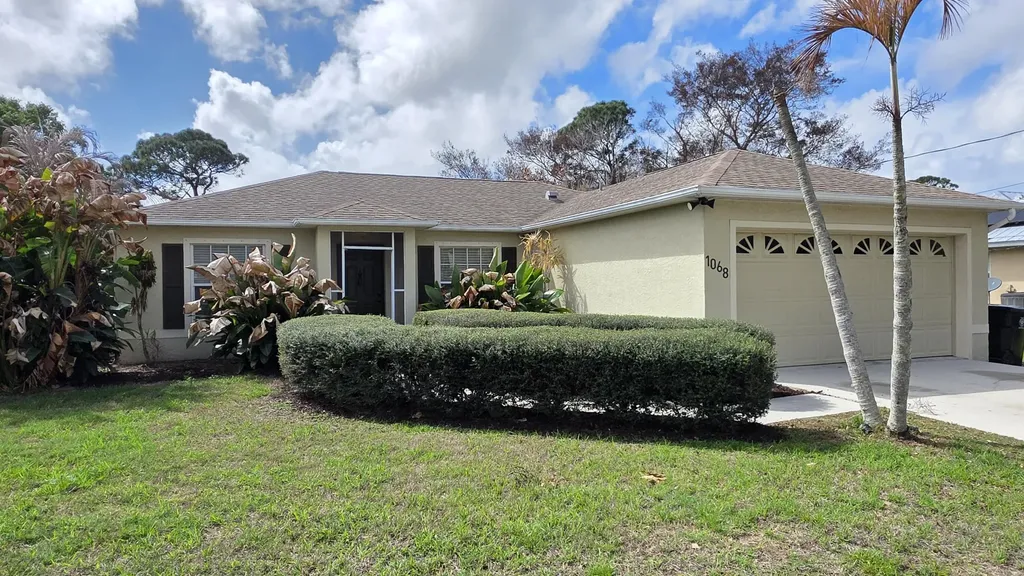 1068 SE Prineville Street Port Saint Lucie FL 34983