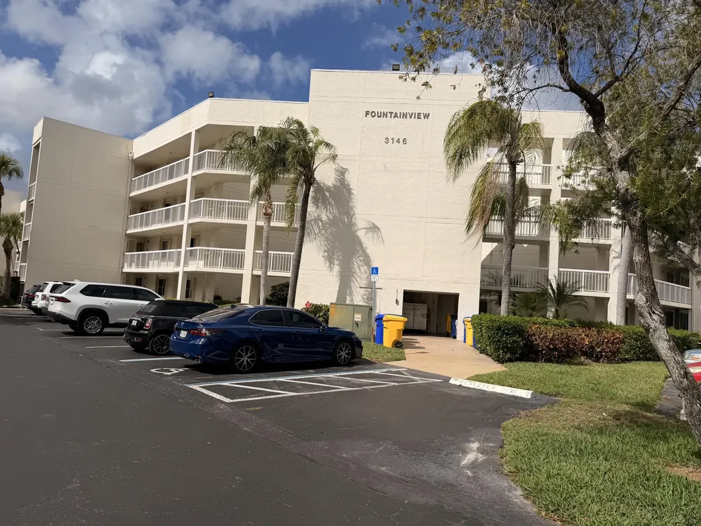 3146 Via Ponciana Lake Worth FL 33467