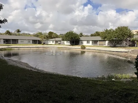 3146 Via Ponciana Lake Worth FL 33467