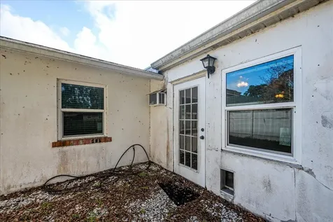 7406 Lakeland Boulevard Fort Pierce FL 34951
