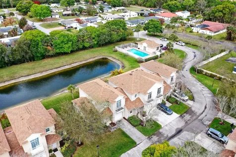 1911 77th Drive Vero Beach FL 32966