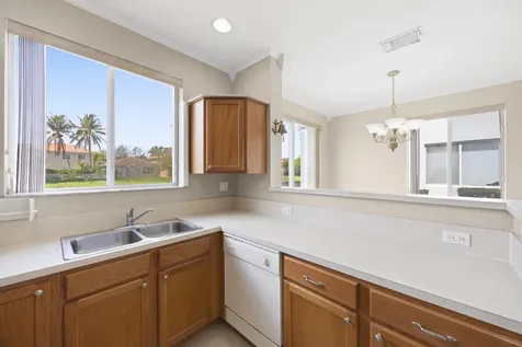 3069 Laurel Ridge Circle Riviera Beach FL 33404