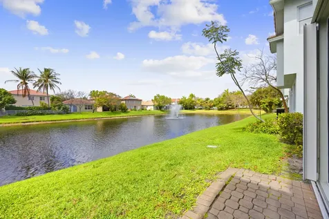3069 Laurel Ridge Circle Riviera Beach FL 33404