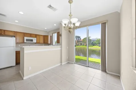 3069 Laurel Ridge Circle Riviera Beach FL 33404