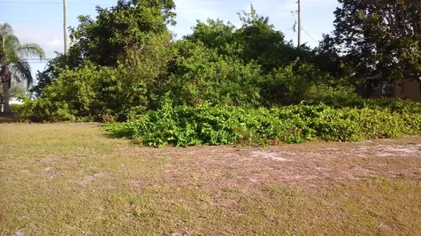 306 Main Street Sebastian FL 32958