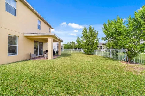 2011 NW Cataluna Circle Port Saint Lucie FL 34986