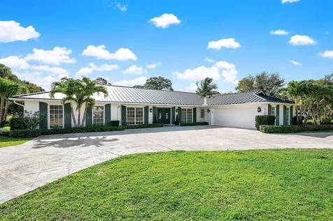417 N Country Club Drive Atlantis FL 33462