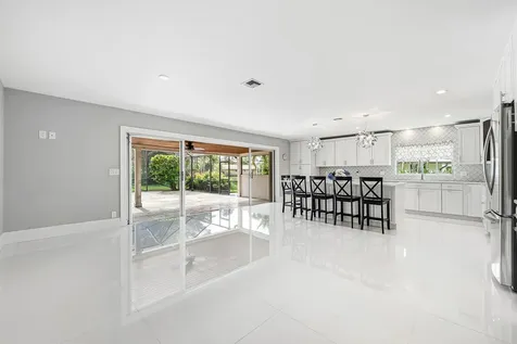 417 N Country Club Drive Atlantis FL 33462