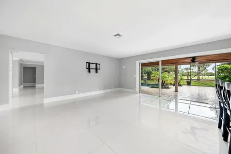 417 N Country Club Drive Atlantis FL 33462