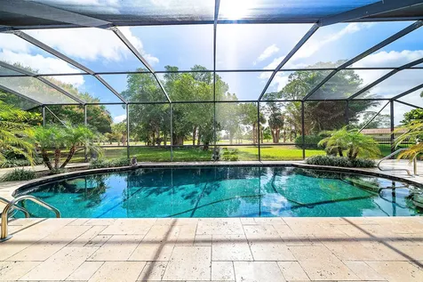 417 N Country Club Drive Atlantis FL 33462