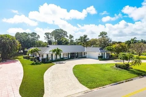 417 N Country Club Drive Atlantis FL 33462
