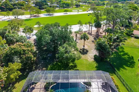 417 N Country Club Drive Atlantis FL 33462