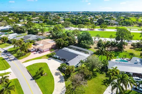 417 N Country Club Drive Atlantis FL 33462