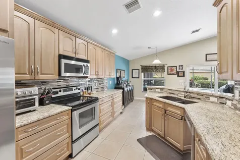 12113 La Vita Way Boynton Beach FL 33437