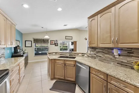 12113 La Vita Way Boynton Beach FL 33437