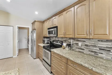 12113 La Vita Way Boynton Beach FL 33437