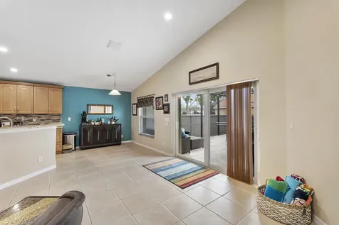 12113 La Vita Way Boynton Beach FL 33437