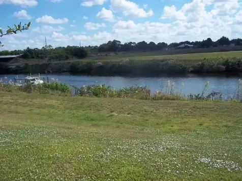 2643 SW Harem Circle Port Saint Lucie FL 34953