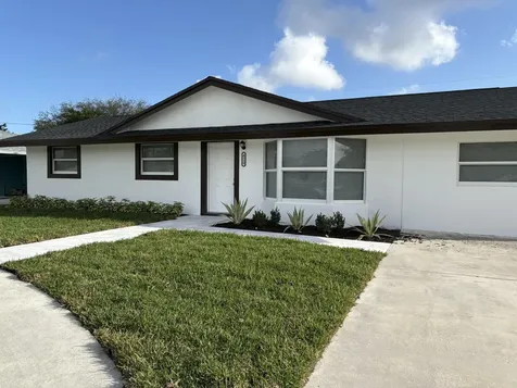 4318 Crestdale Street Palm Beach Gardens FL 33410