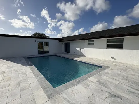 4318 Crestdale Street Palm Beach Gardens FL 33410