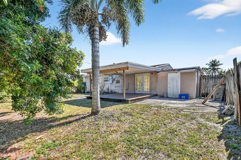 2013 Longwood Road West Palm Beach FL 33409