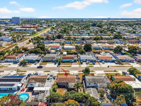 2013 Longwood Road West Palm Beach FL 33409