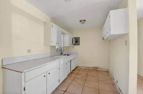 2013 Longwood Road West Palm Beach FL 33409