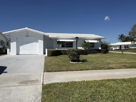 2003 SW 18th Street Boynton Beach FL 33426