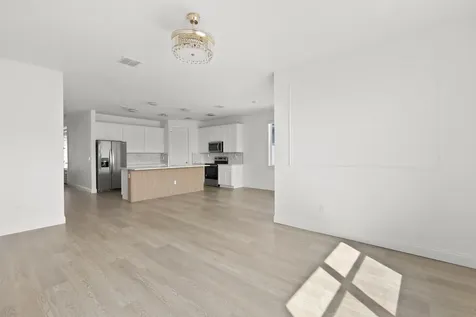 8906 Dahlia Circle Port Saint Lucie FL 34986