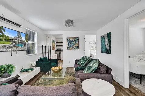 311 SE 3rd Avenue Delray Beach FL 33483