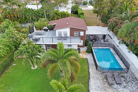 311 SE 3rd Avenue Delray Beach FL 33483