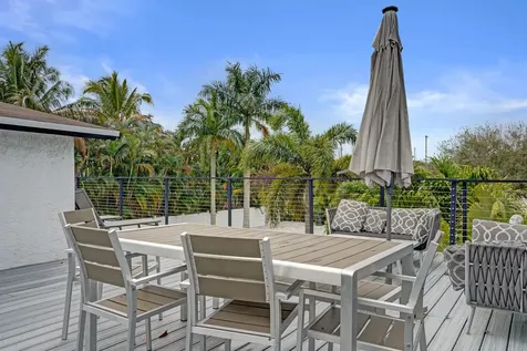 311 SE 3rd Avenue Delray Beach FL 33483