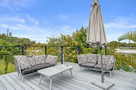 311 SE 3rd Avenue Delray Beach FL 33483