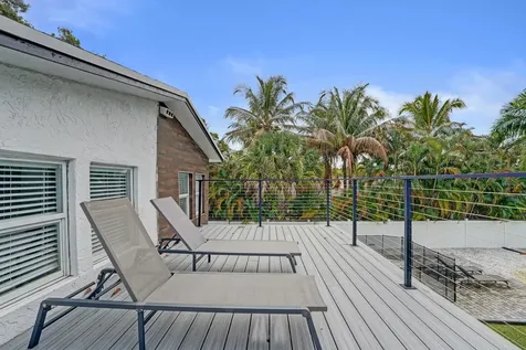 311 SE 3rd Avenue Delray Beach FL 33483
