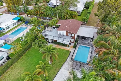 311 SE 3rd Avenue Delray Beach FL 33483