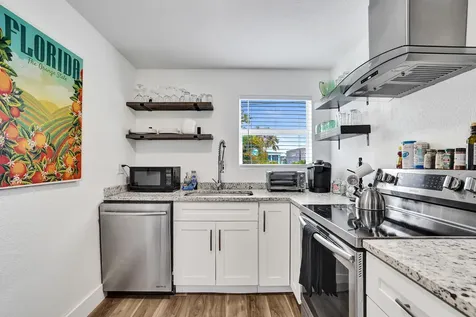 311 SE 3rd Avenue Delray Beach FL 33483