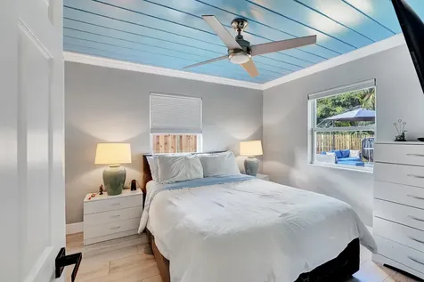 240 Nw 9th Avenue Delray Beach FL 33444