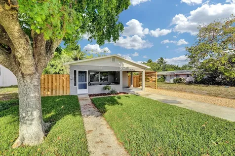 240 Nw 9th Avenue Delray Beach FL 33444