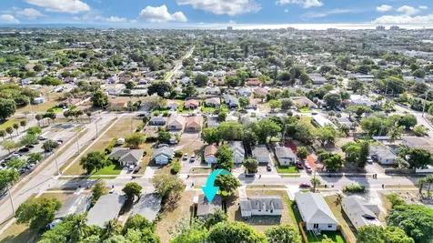 240 Nw 9th Avenue Delray Beach FL 33444