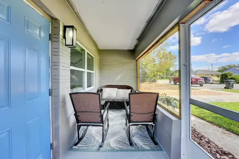 240 Nw 9th Avenue Delray Beach FL 33444