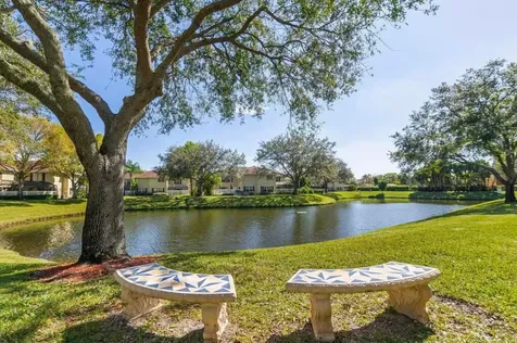 40 Essex Court Royal Palm Beach FL 33411