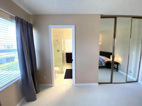 40 Essex Court Royal Palm Beach FL 33411