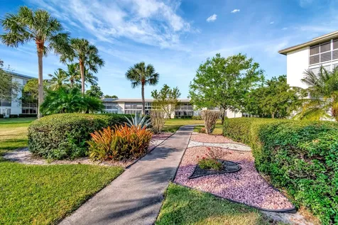 2901 Victoria Circle Coconut Creek FL 33066