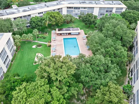 2505 Antigua Terrace Coconut Creek FL 33066